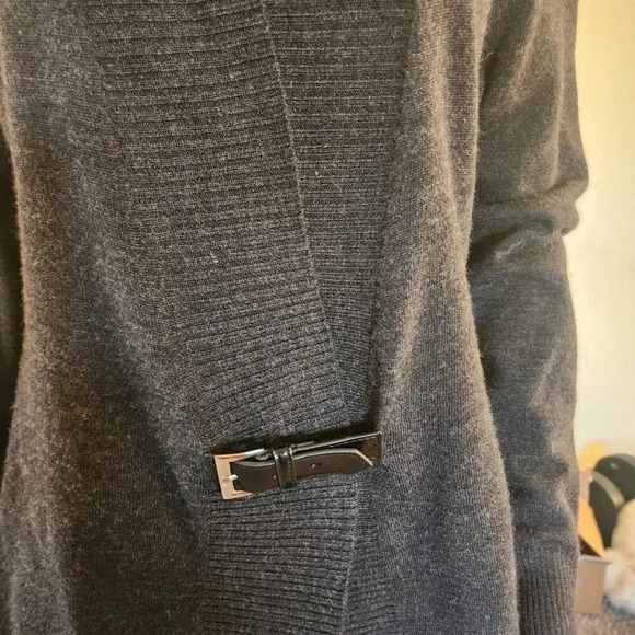 Carole Little 100% Merino Wool Sweater Gray Long Sleeve Buckle Size Large - Picture 6 of 8